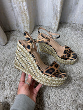 Load image into Gallery viewer, Natalie Summer Wedges Animal Print