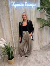 Load image into Gallery viewer, Zara Pants