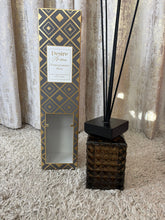 Load image into Gallery viewer, Desire Aroma Pomegranate Diffuser 1000ml