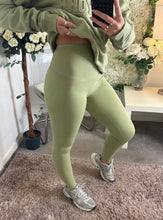 Load image into Gallery viewer, Xquisite Leggings Lime
