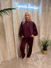Load image into Gallery viewer, Darcy Studded Set Burgundy
