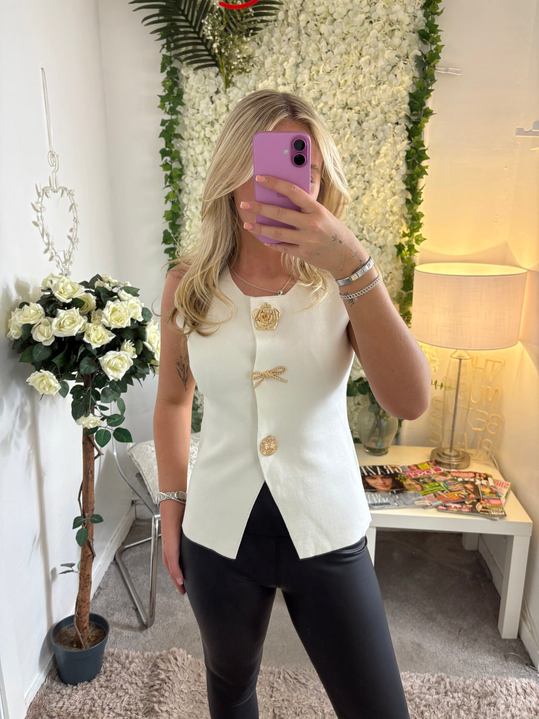 Lily Top White