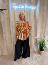 Load image into Gallery viewer, Sienna Blouse Orange
