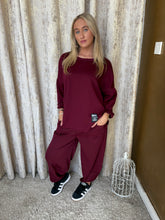 Load image into Gallery viewer, Sienna Set Wine
