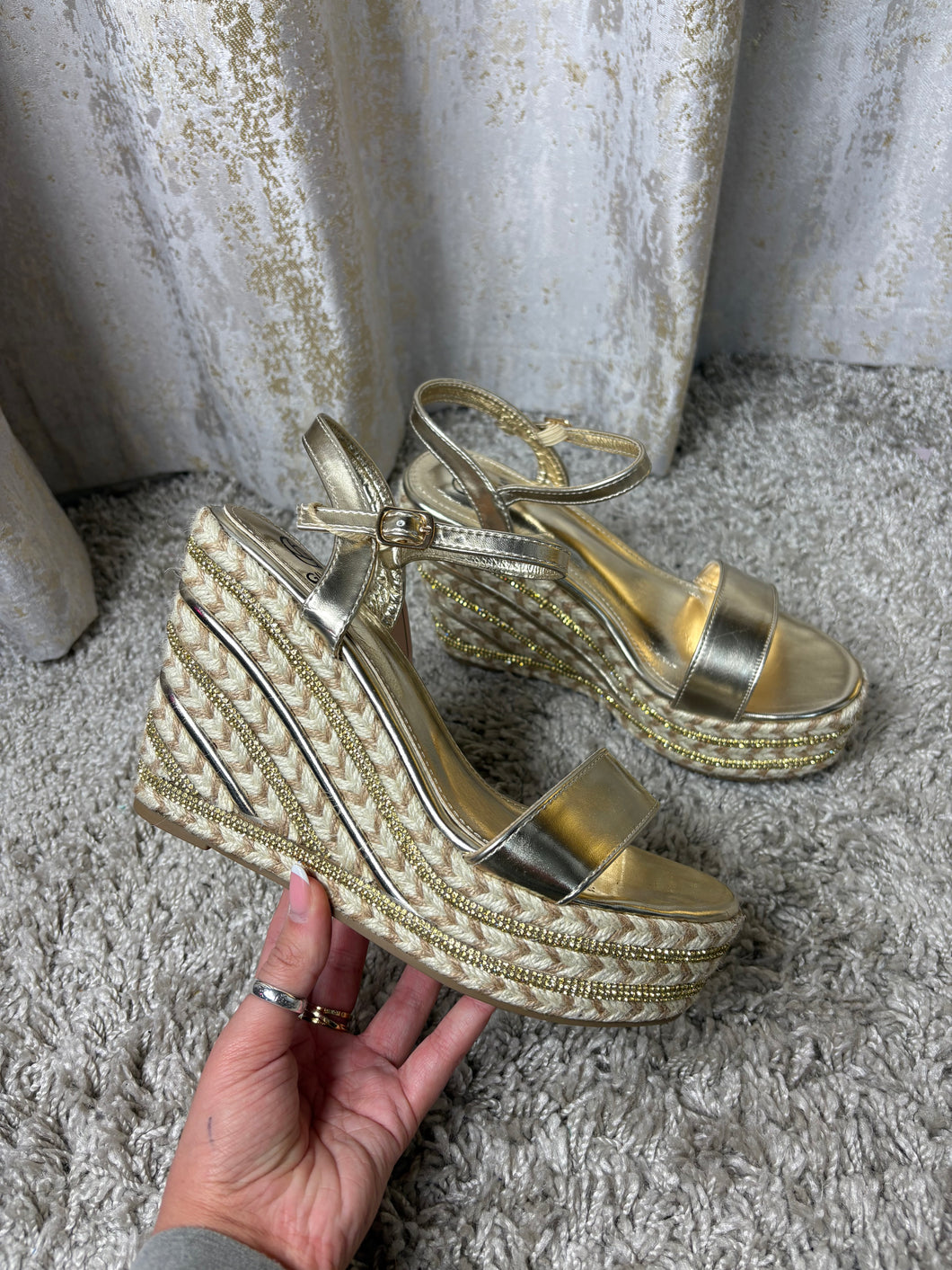 Natalie Summer Wedges Gold