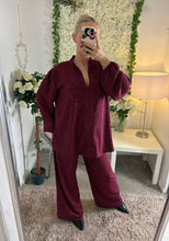 Load image into Gallery viewer, Molly Set Burgundy
