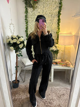 Load image into Gallery viewer, Laura Set Black
