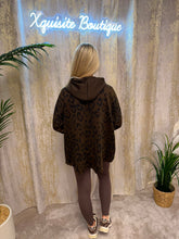 Load image into Gallery viewer, Arabella Hoodie Brown
