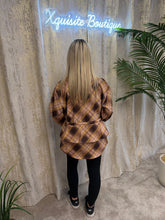 Load image into Gallery viewer, Amber Jacket
