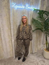 Load image into Gallery viewer, Yasmin Set Long Sleeve
