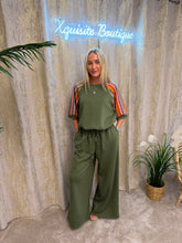 Load image into Gallery viewer, Sophia Set Khaki
