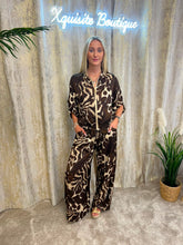 Load image into Gallery viewer, Cleo Set Leopard Print
