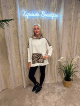 Load image into Gallery viewer, Eva Hoodie White
