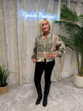 Load image into Gallery viewer, Amy Jacket
