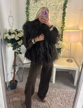 Load image into Gallery viewer, Peacock Gilet Brown
