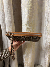 Load image into Gallery viewer, Animal Print Purse/Clutch Tan

