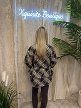 Load image into Gallery viewer, Amber Jacket
