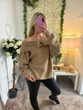 Load image into Gallery viewer, Sophie Off the shoulder Jumper beige
