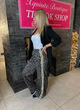 Load image into Gallery viewer, Animal Print Stripe Trousers Lemon
