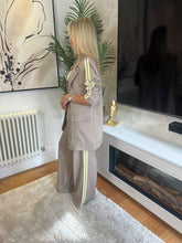 Load image into Gallery viewer, Ellie Set Taupe
