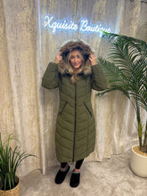 Load image into Gallery viewer, Belle Coat
