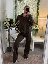 Load image into Gallery viewer, Sienna Sport Set Brown
