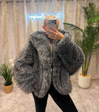 Load image into Gallery viewer, Raven Coat Grey
