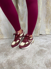 Load image into Gallery viewer, Willow Trainers Burgundy
