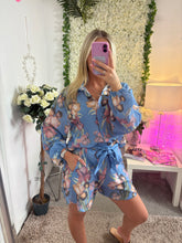 Load image into Gallery viewer, Livia short set blue
