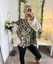 Load image into Gallery viewer, Alexis Jumper Beige
