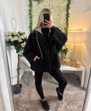 Load image into Gallery viewer, Tatum Hooded Jacket Black
