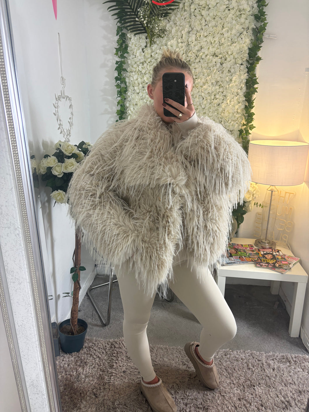 Peacock Coat Beige