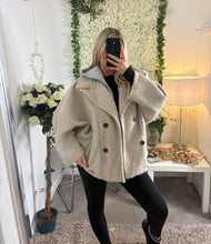 Load image into Gallery viewer, Tatum Hooded Jacket Cream

