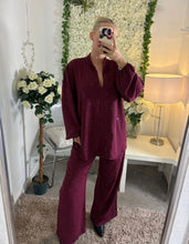 Load image into Gallery viewer, Molly Set Burgundy
