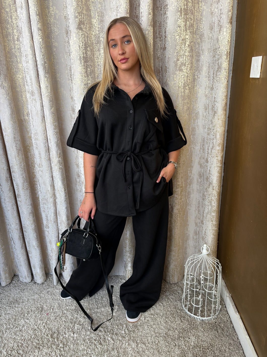 Amber Set Black