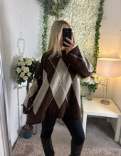 Load image into Gallery viewer, Arabella Jumper Brown
