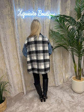 Load image into Gallery viewer, Emily Denim Jacket
