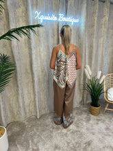 Load image into Gallery viewer, Charlotte Set Beige
