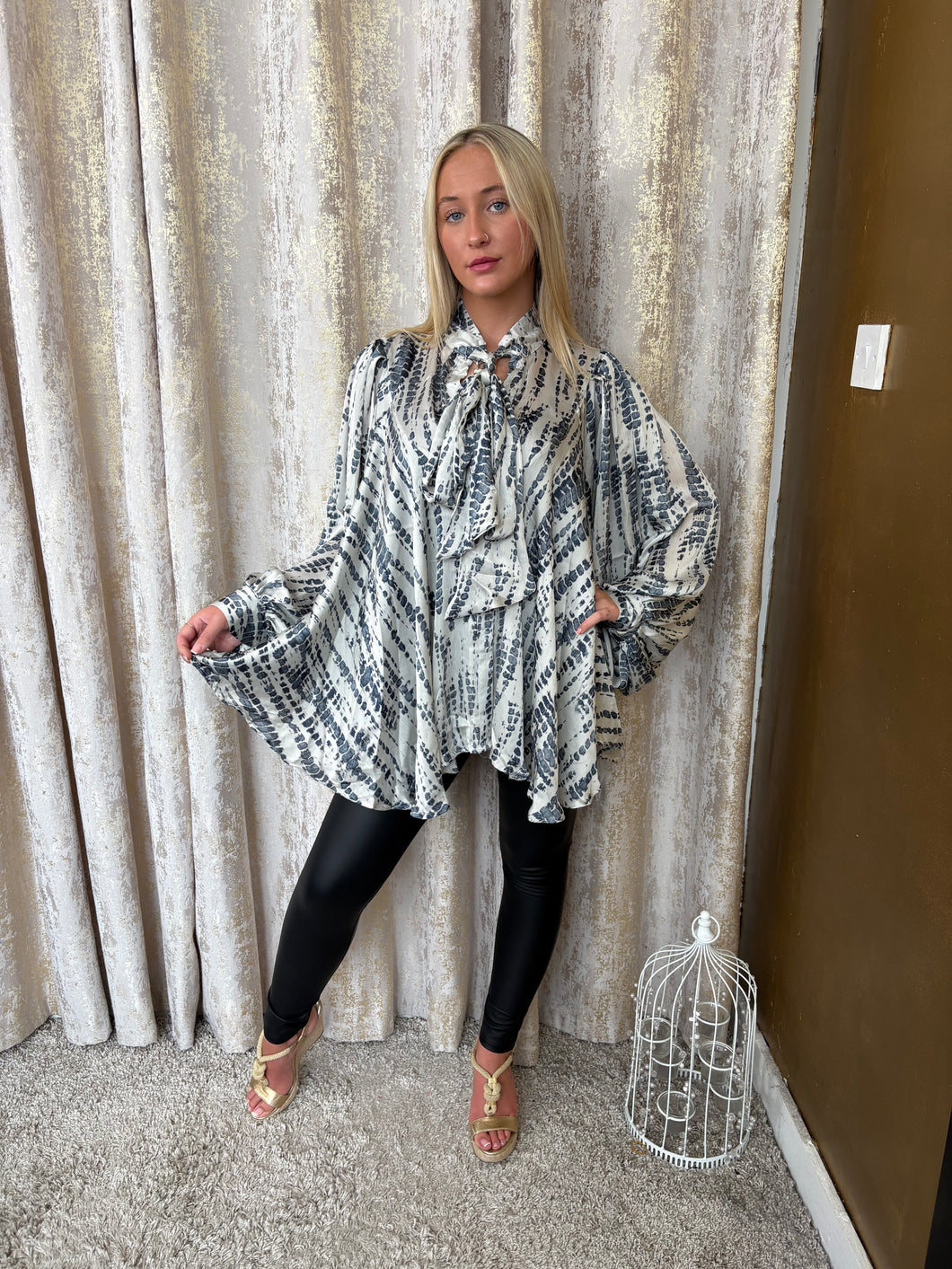 Charlotte Blouse Grey