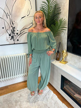 Load image into Gallery viewer, Phoebe Set Khaki
