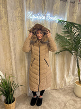 Load image into Gallery viewer, Belle Coat
