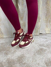 Load image into Gallery viewer, Willow Trainers
