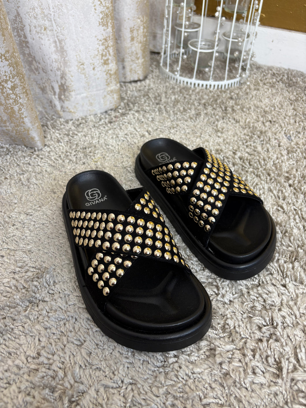 Sarah Sliders Black