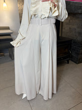 Load image into Gallery viewer, Jasmine Trousers Cream
