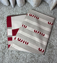 Load image into Gallery viewer, Xquisite Scarf Red
