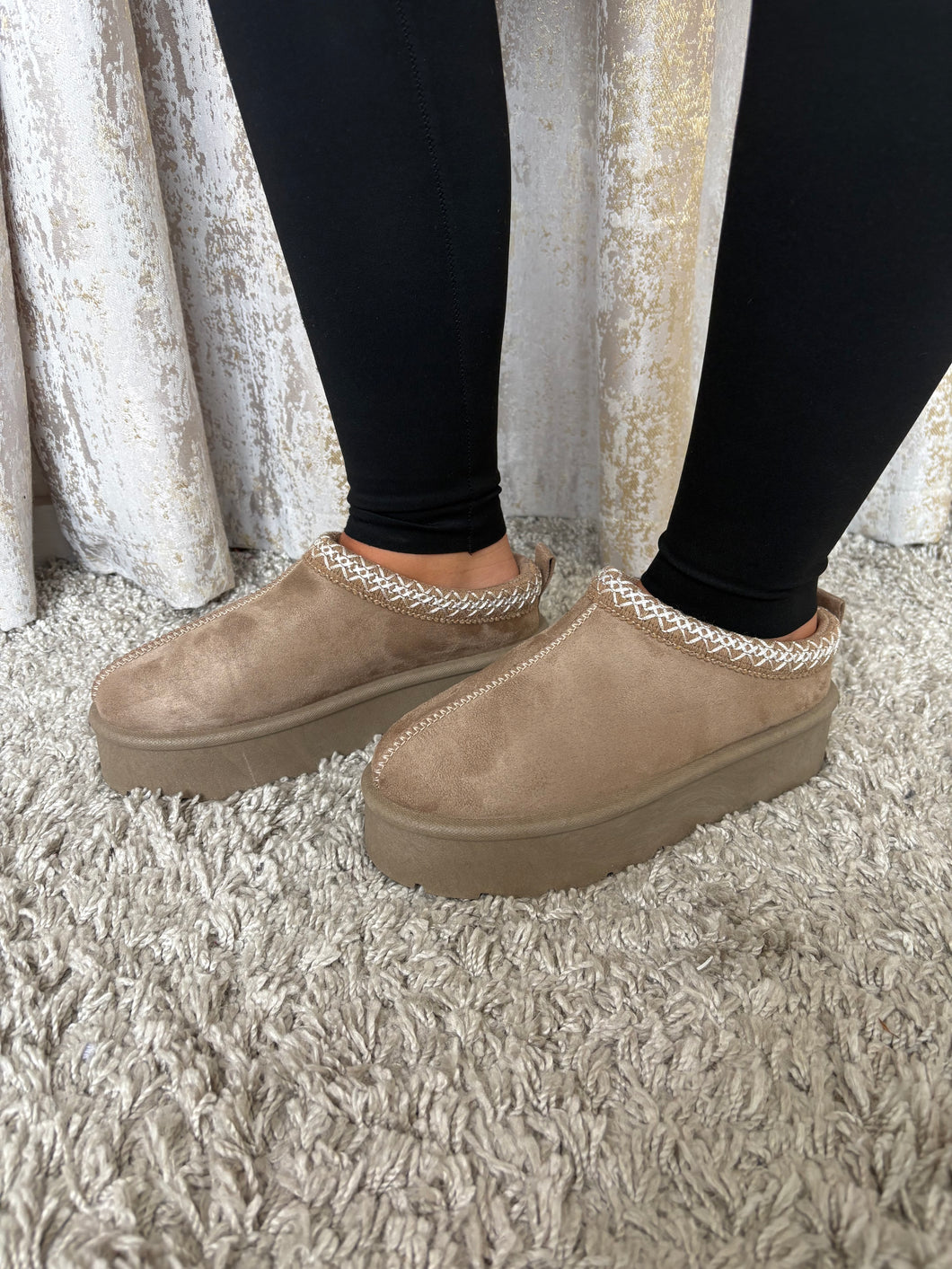 Willow Platform Shoes Beige