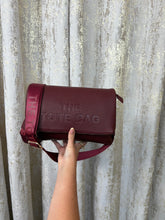 Load image into Gallery viewer, The Tote Bag Wine
