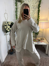 Load image into Gallery viewer, Millie Set Cream
