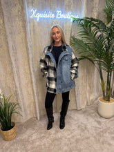 Load image into Gallery viewer, Emily Denim Jacket
