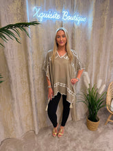 Load image into Gallery viewer, Lexi Top Taupe
